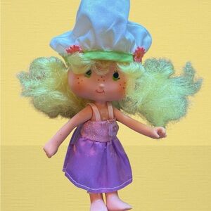 Strawberry Shortcake 1979 Lemon Meringue Purple Dress Doll with Blonde Hair